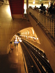 SX18538 Metro Concorde station.jpg